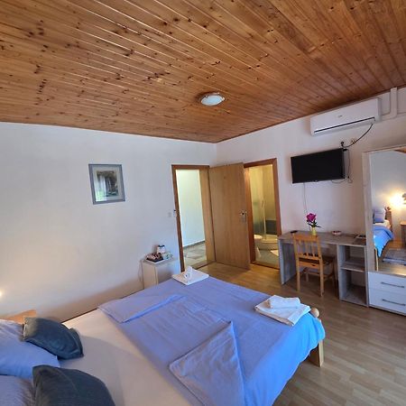Apartman & Sobe Orhideja Smoljanac Εξωτερικό φωτογραφία