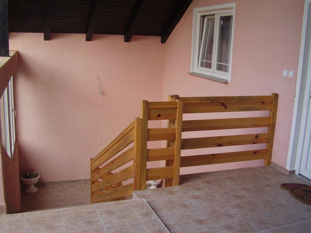 Apartman & Sobe Orhideja Smoljanac Δωμάτιο φωτογραφία