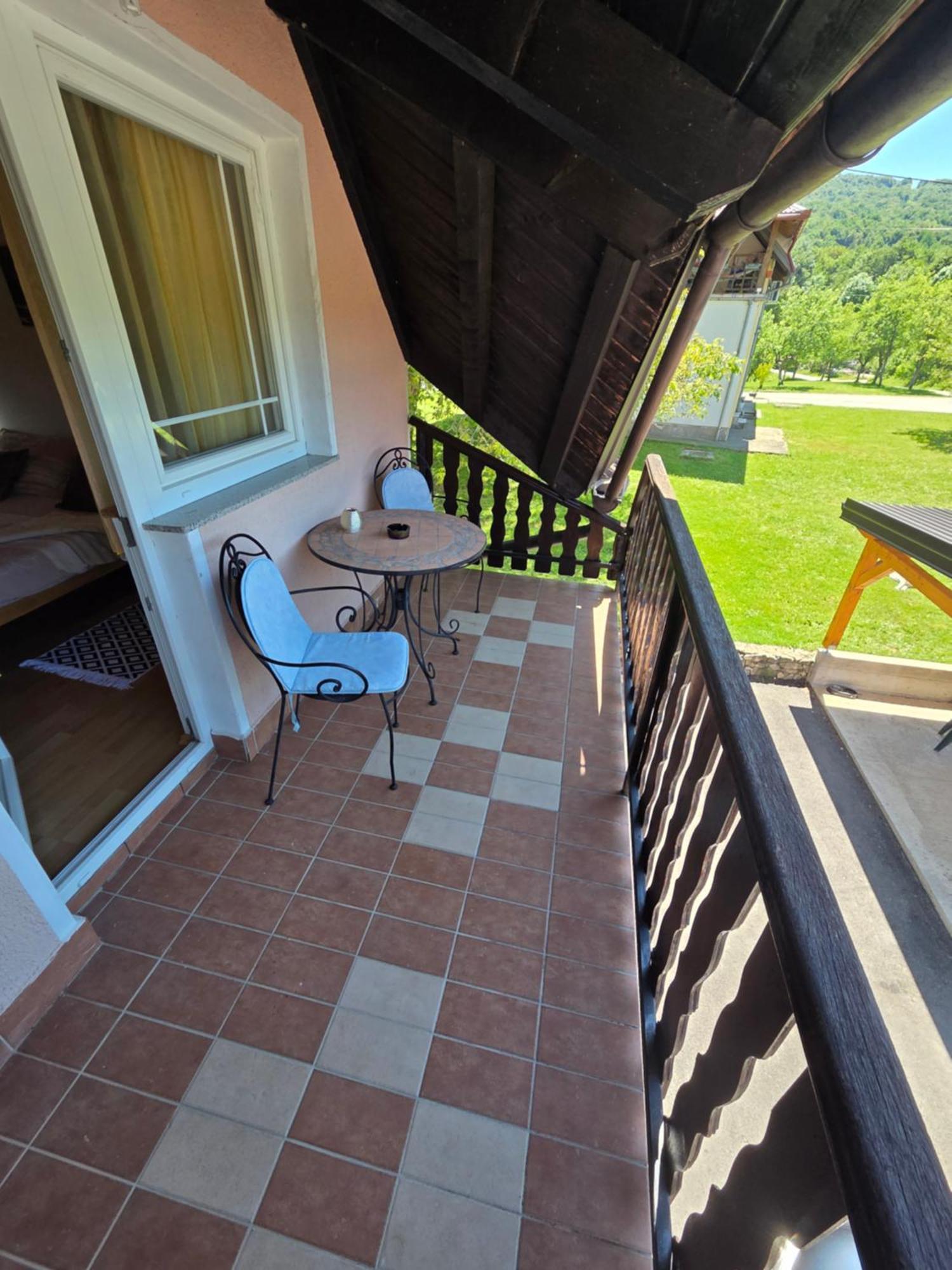 Apartman & Sobe Orhideja Smoljanac Εξωτερικό φωτογραφία