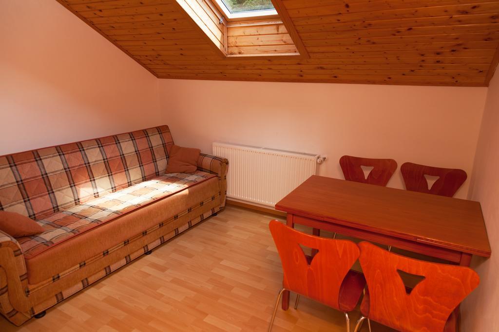 Apartman & Sobe Orhideja Smoljanac Εξωτερικό φωτογραφία
