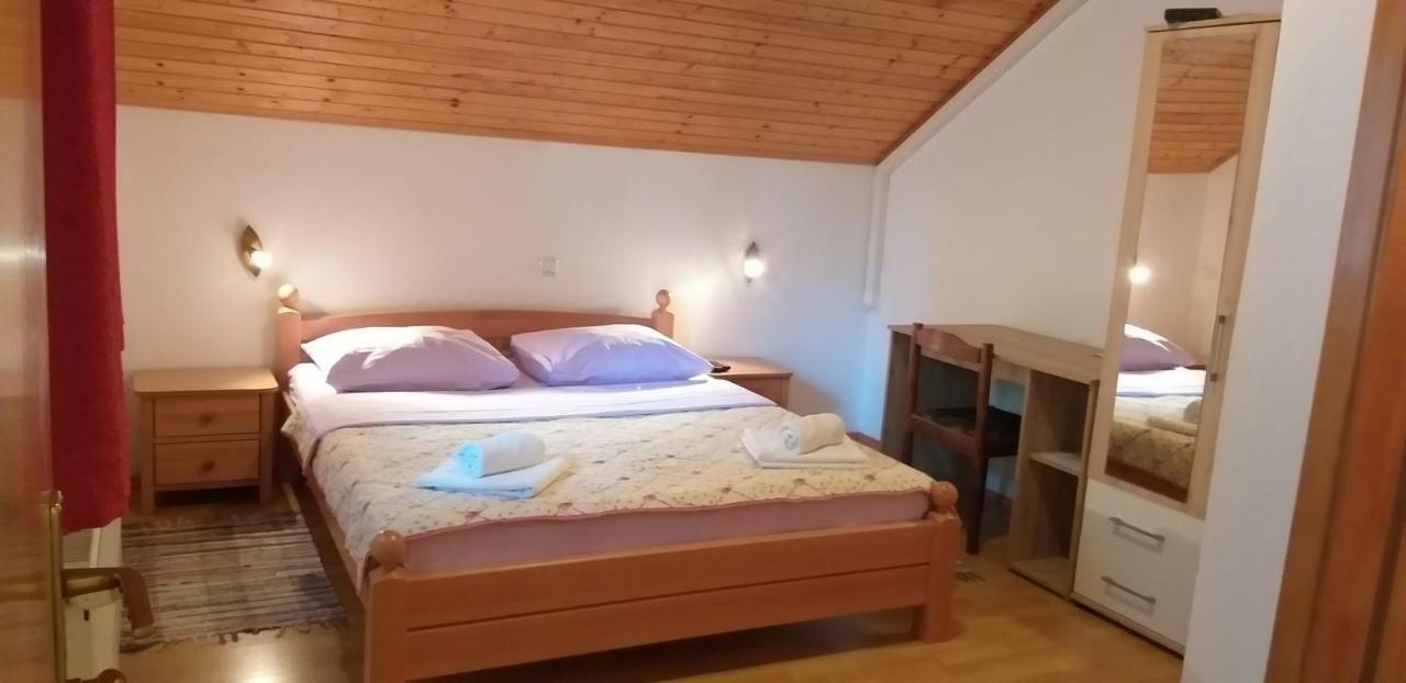Apartman & Sobe Orhideja Smoljanac Εξωτερικό φωτογραφία