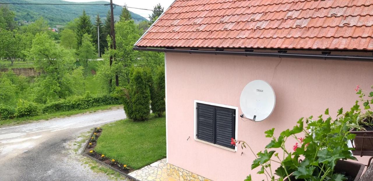 Apartman & Sobe Orhideja Smoljanac Εξωτερικό φωτογραφία